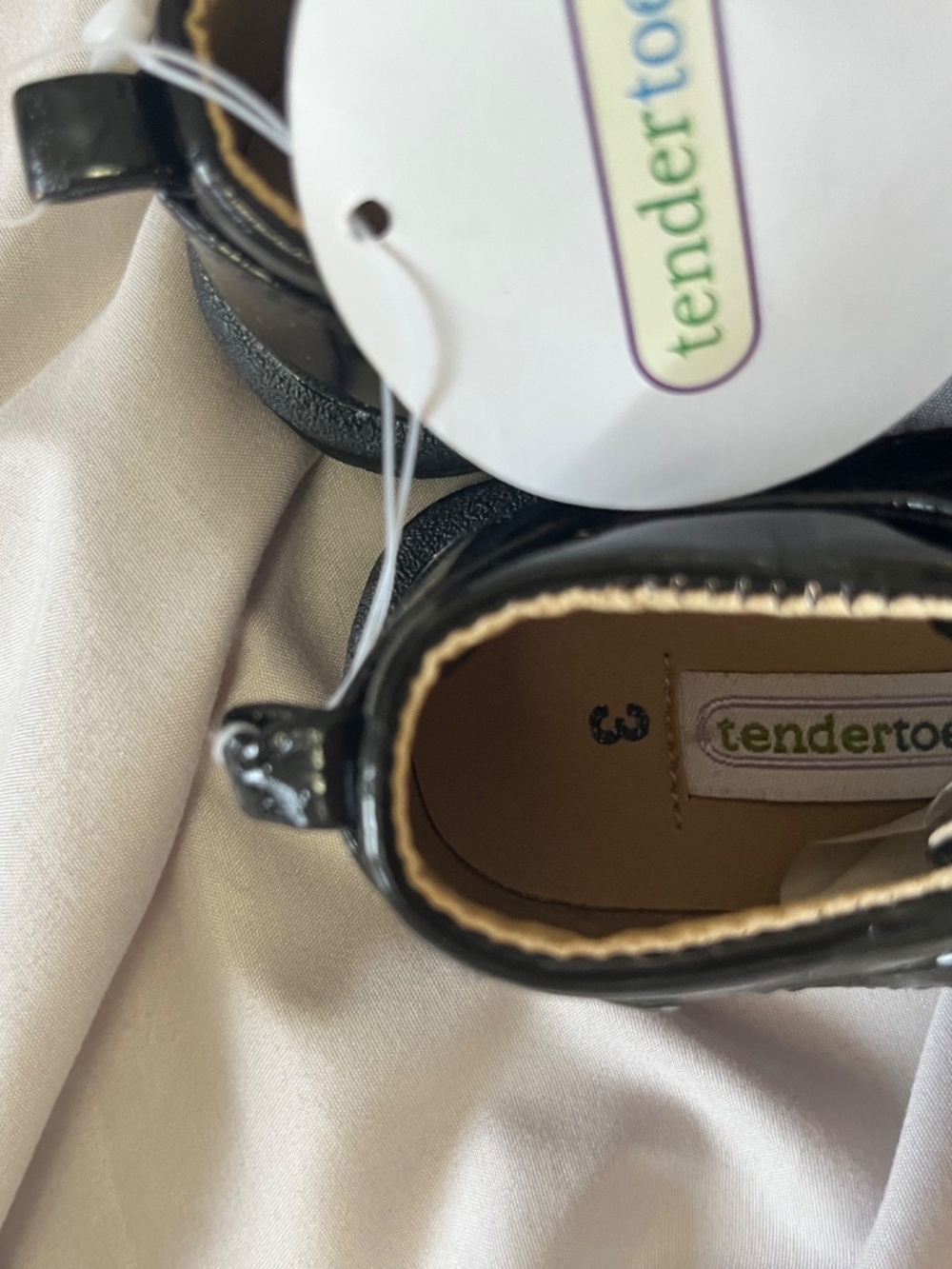 Toddler black shoes - Picture 3 of 3